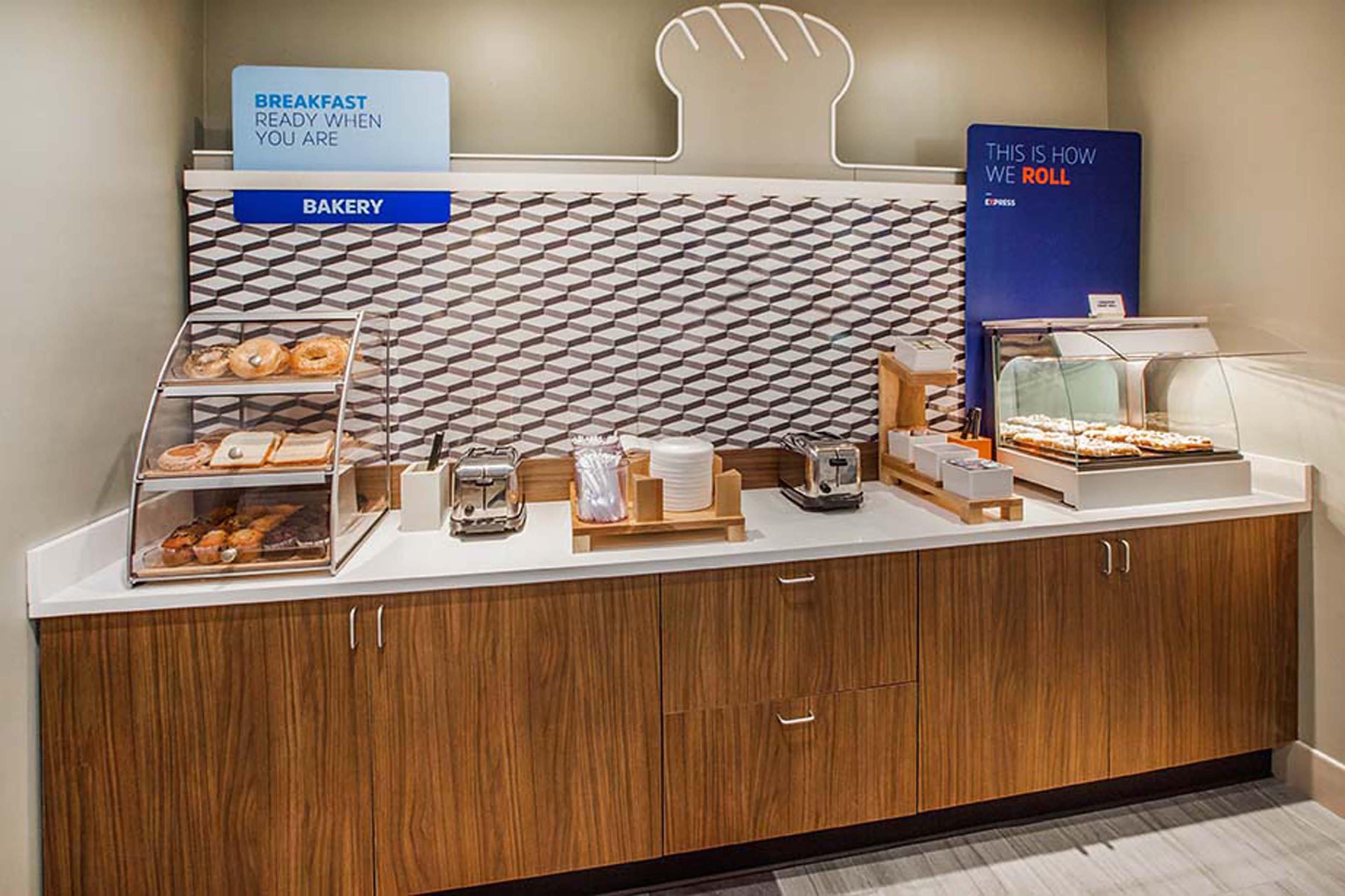 Holiday Inn Express & Suites Wytheville By Ihg Exteriér fotografie