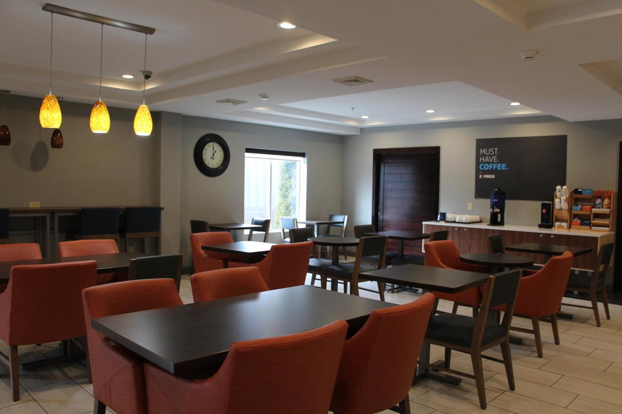 Holiday Inn Express & Suites Wytheville By Ihg Exteriér fotografie
