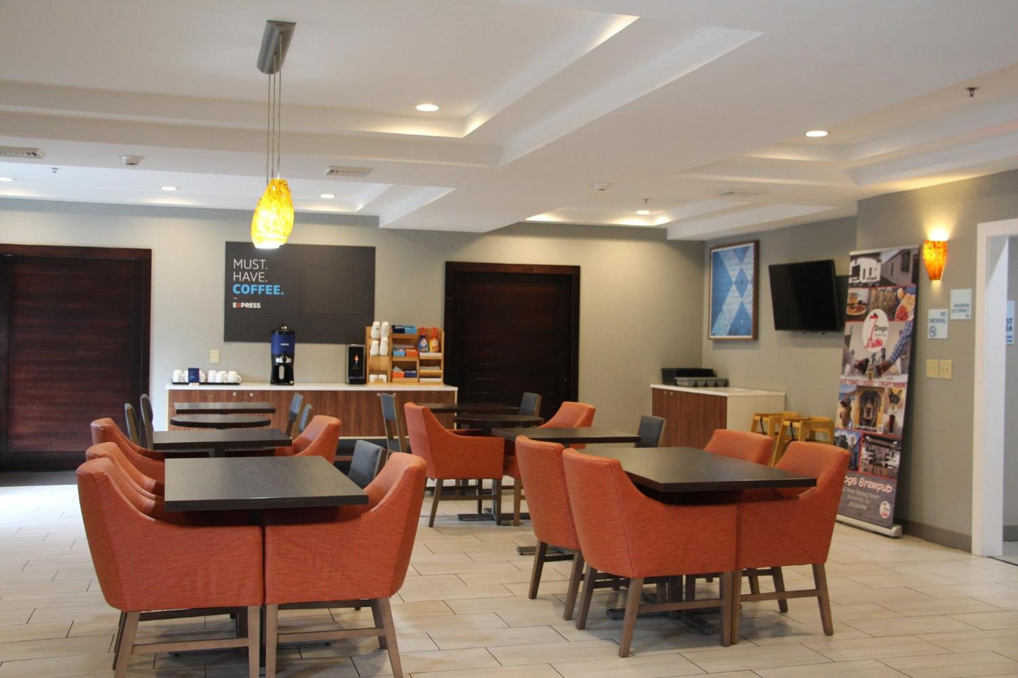 Holiday Inn Express & Suites Wytheville By Ihg Exteriér fotografie