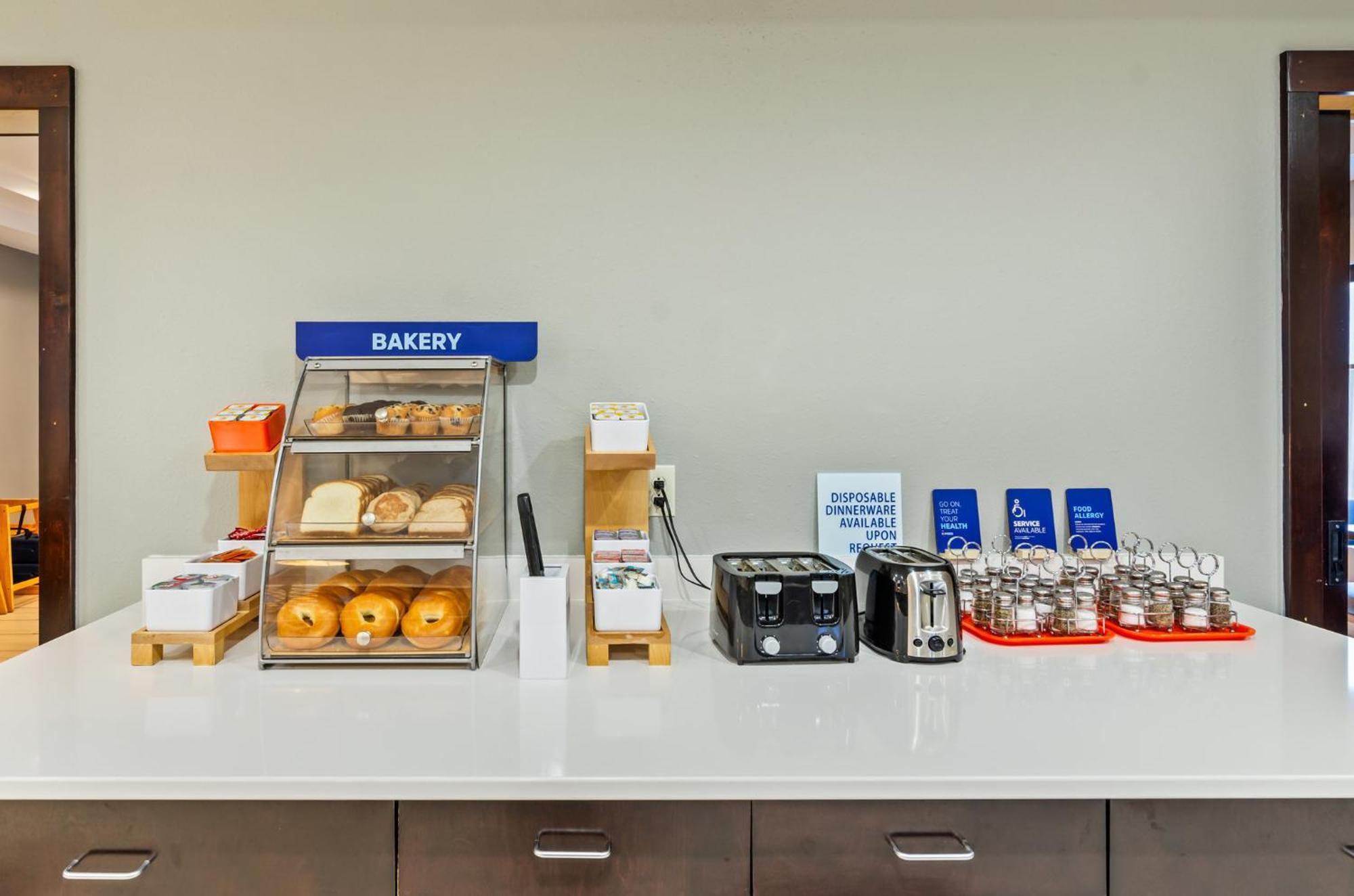 Holiday Inn Express & Suites Wytheville By Ihg Exteriér fotografie